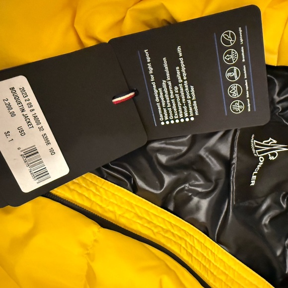 Yellow Jacket by Moncler - Picture 3 of 4